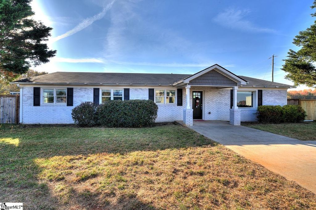 3550 Old Furnance Road, Chesnee, SC 29323