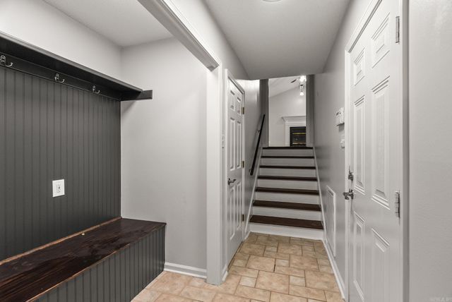 13204 Laurel Oaks Drive, Little Rock, AR 72211