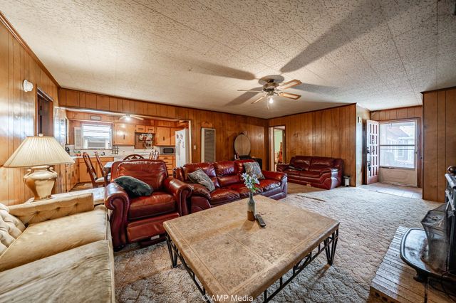 735 NW F Avenue, Hamlin, TX 79520