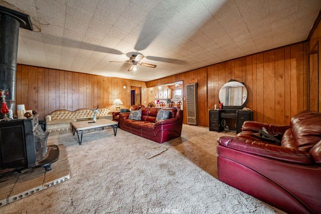 735 NW F Avenue, Hamlin, TX 79520