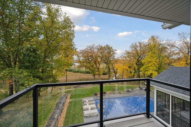 3734 Woodland Cove Parkway, Minnetrista, MN 55331