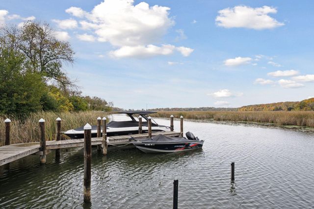 3734 Woodland Cove Parkway, Minnetrista, MN 55331