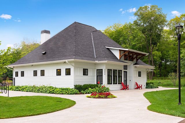 3734 Woodland Cove Parkway, Minnetrista, MN 55331
