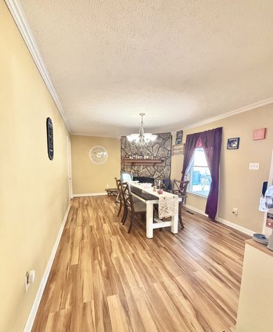 404 Springmont Dr, Hopkinsville, KY 42240