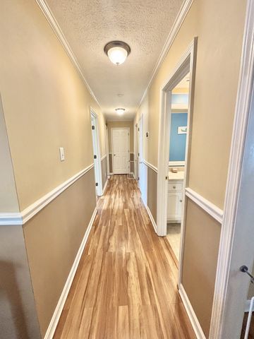 404 Springmont Dr, Hopkinsville, KY 42240