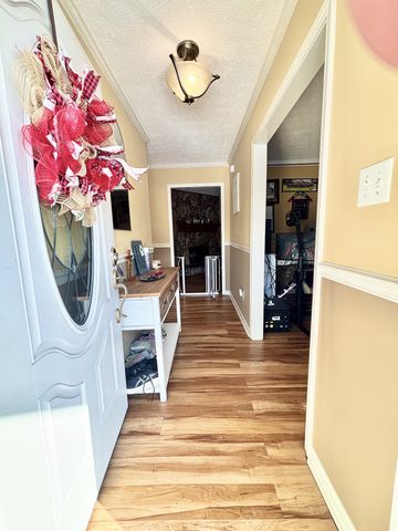 404 Springmont Dr, Hopkinsville, KY 42240