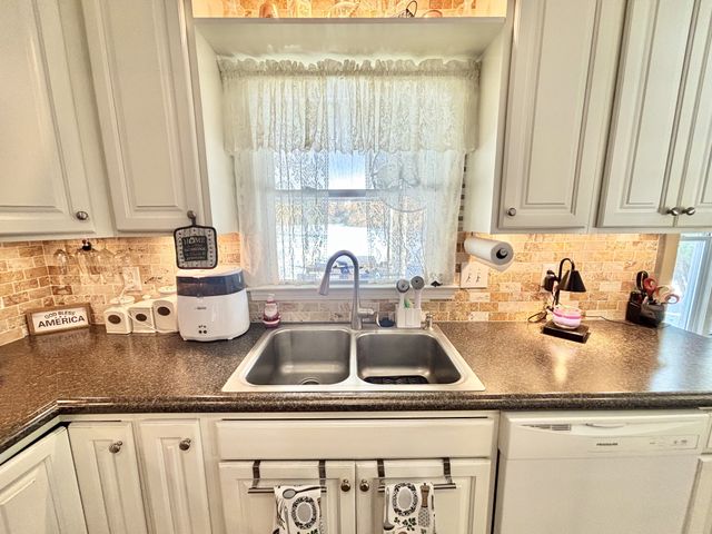 404 Springmont Dr, Hopkinsville, KY 42240