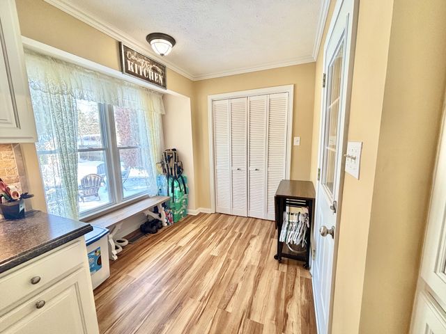 404 Springmont Dr, Hopkinsville, KY 42240