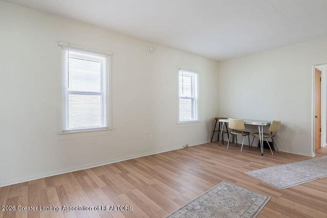 2229 Forest Avenue, Lansing, MI 48910