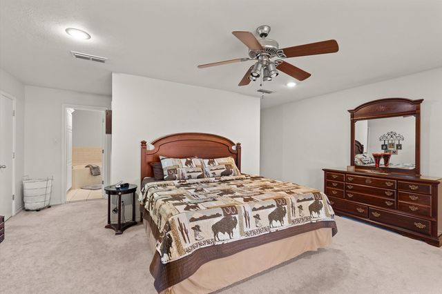 1325 Kings Rd, Marshall, TX 75672