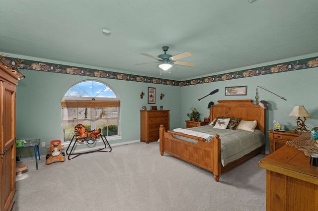 1325 Kings Rd, Marshall, TX 75672