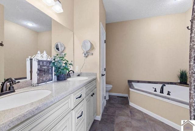 78 Mallard Cove, Mayfield, KY 42066