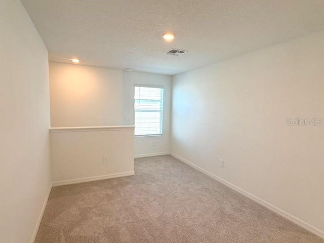 11708 NOBLE BLOSSOM LOOP, Dade City, FL 33525