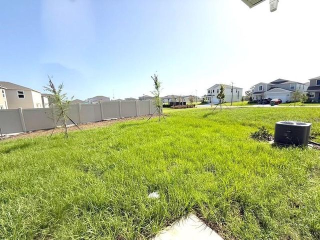 11708 NOBLE BLOSSOM LOOP, Dade City, FL 33525