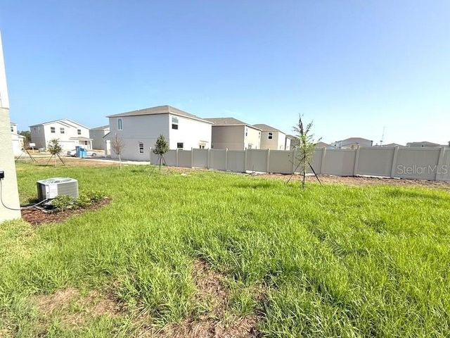 11708 NOBLE BLOSSOM LOOP, Dade City, FL 33525