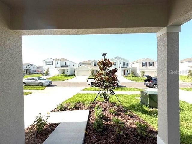 11708 NOBLE BLOSSOM LOOP, Dade City, FL 33525