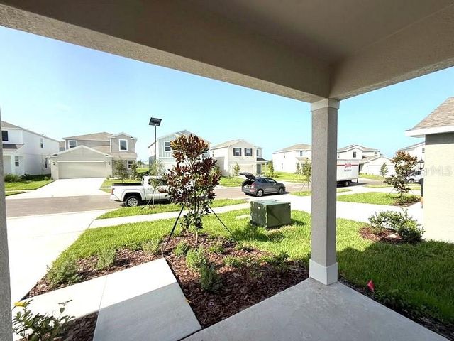 11708 NOBLE BLOSSOM LOOP, Dade City, FL 33525