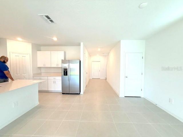 11708 NOBLE BLOSSOM LOOP, Dade City, FL 33525