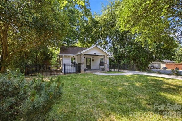 813 Walnut Avenue, Charlotte, NC 28208