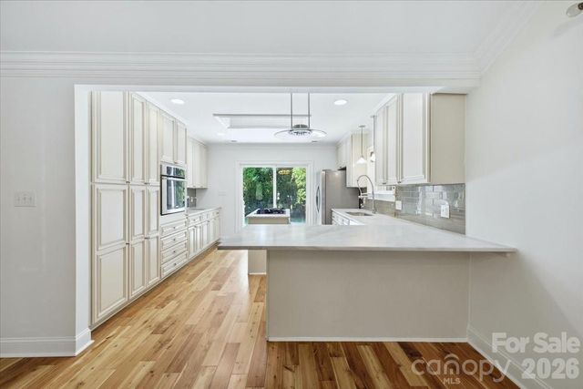 813 Walnut Avenue, Charlotte, NC 28208