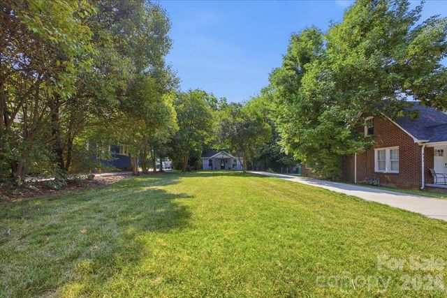 813 Walnut Avenue, Charlotte, NC 28208