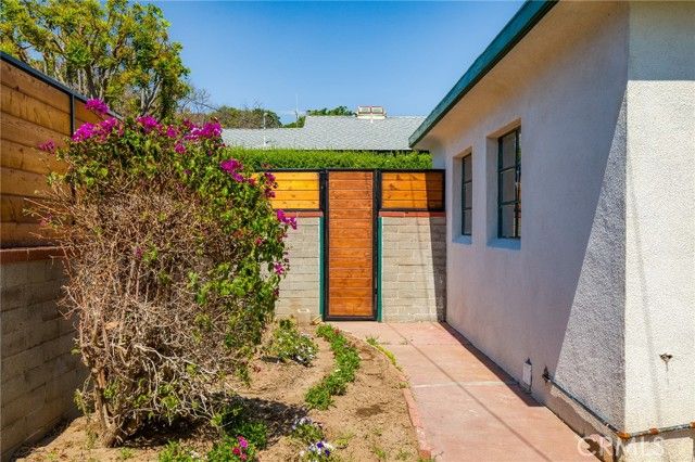 301 W Malvern Ave, Fullerton, CA 92832