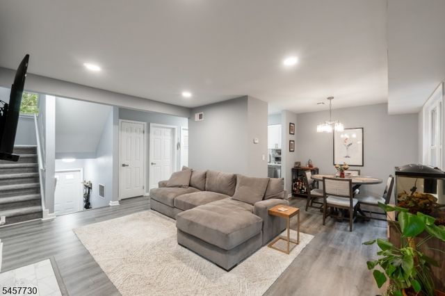 34 Loantaka Way Unit H H, Madison Boro, NJ 07940