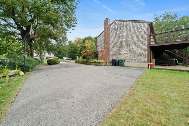 12 Liberty Rd, Marshfield, MA 02050