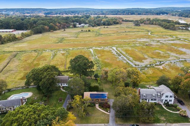12 Liberty Rd, Marshfield, MA 02050
