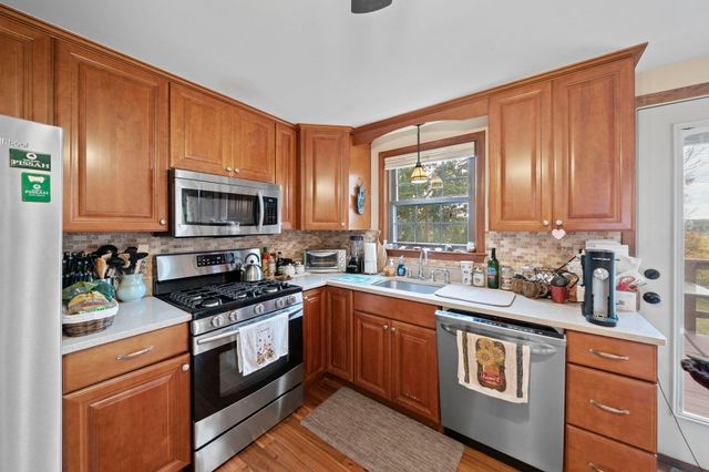 12 Liberty Rd, Marshfield, MA 02050