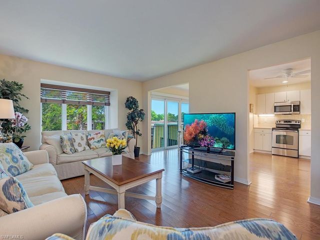 1840 Bald Eagle DR 405C, Naples, FL 34105