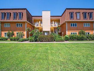 1840 Bald Eagle DR 405C, Naples, FL 34105