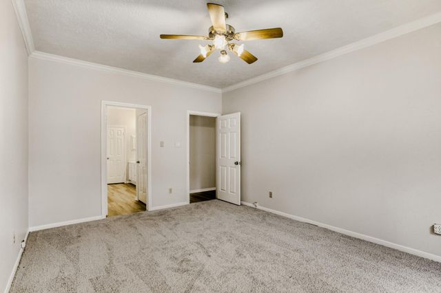 14 S Duskwood Place, Spring, TX 77381