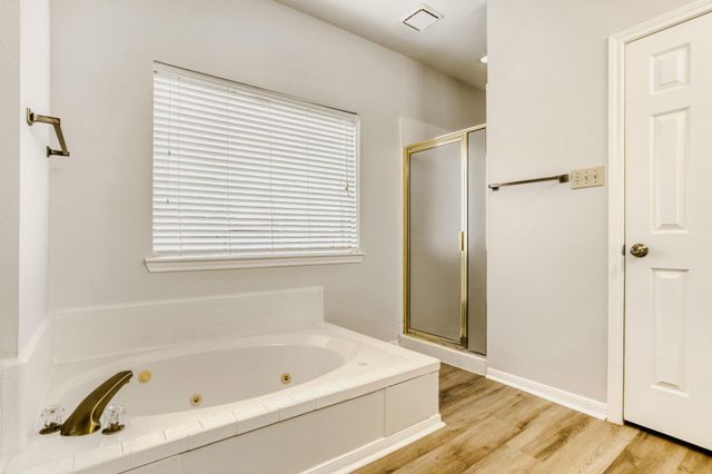 14 S Duskwood Place, Spring, TX 77381