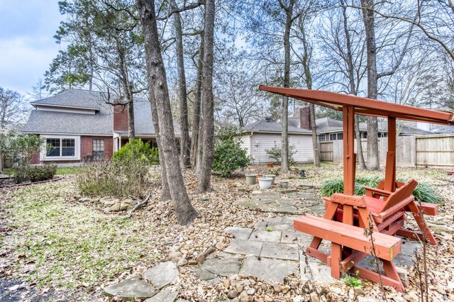 14 S Duskwood Place, Spring, TX 77381