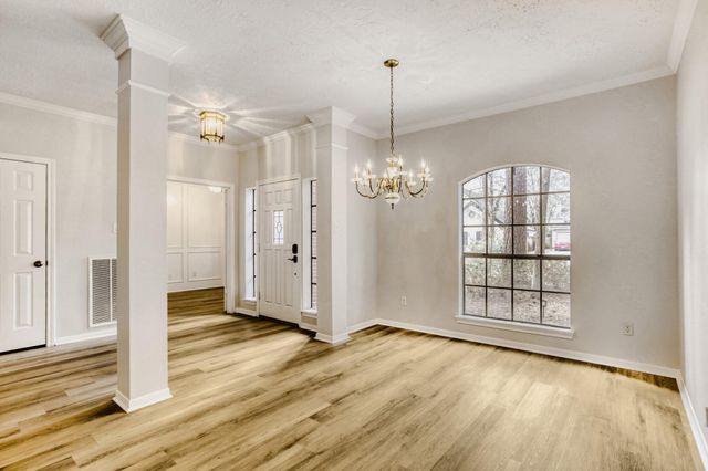 14 S Duskwood Place, Spring, TX 77381