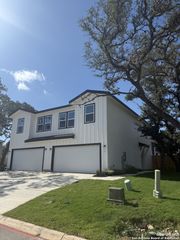 9193 Dietz Elkhorn Rd Apt 34, Boerne, TX 78015