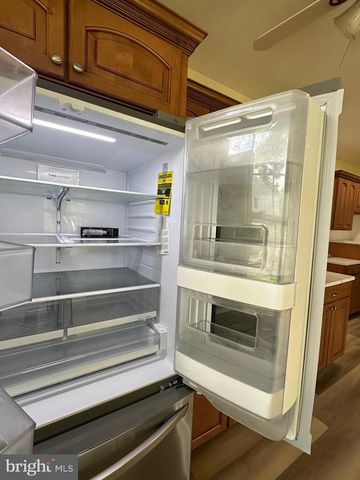 206 NURSERY RD, Linthicum Heights, MD 21090