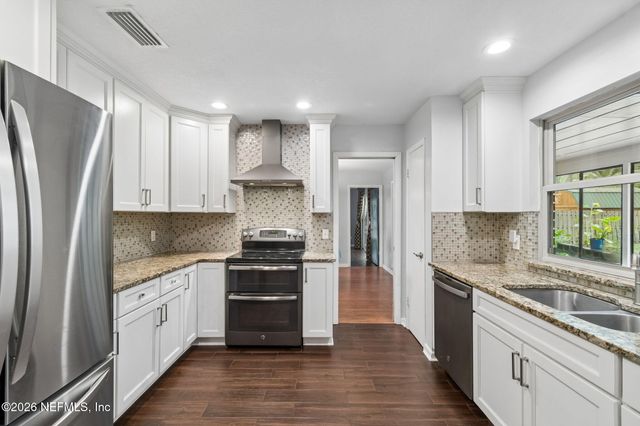 1631 ARROWHEAD Trail, Neptune Beach, FL 32266