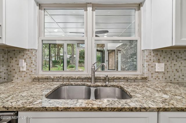1631 ARROWHEAD Trail, Neptune Beach, FL 32266