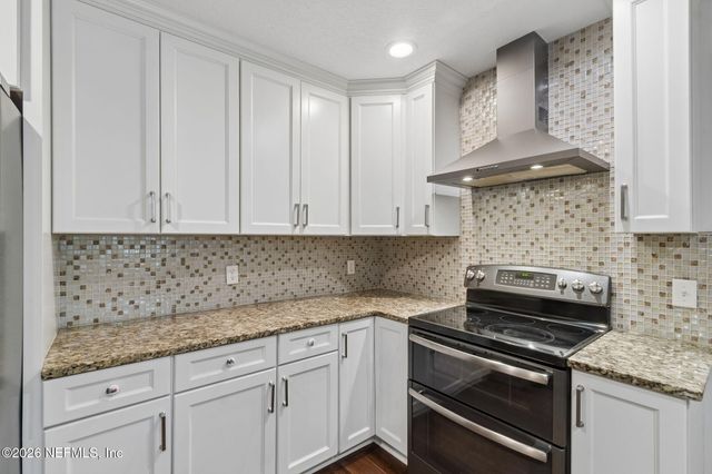 1631 ARROWHEAD Trail, Neptune Beach, FL 32266
