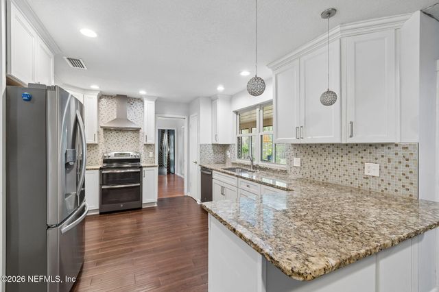 1631 ARROWHEAD Trail, Neptune Beach, FL 32266
