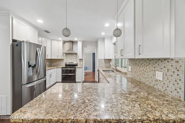 1631 ARROWHEAD Trail, Neptune Beach, FL 32266