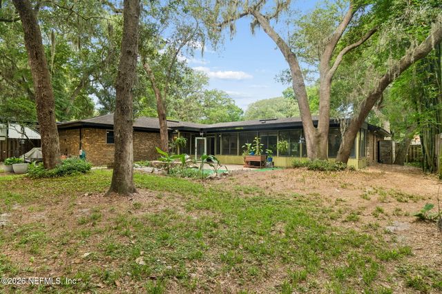 1631 ARROWHEAD Trail, Neptune Beach, FL 32266