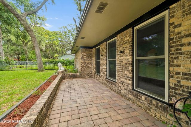 1631 ARROWHEAD Trail, Neptune Beach, FL 32266