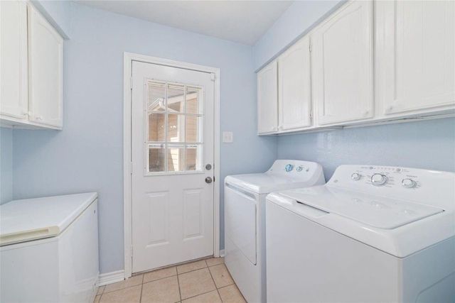 17 April Point Drive N, Conroe, TX 77356