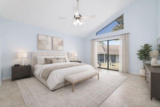 17 April Point Drive N, Conroe, TX 77356