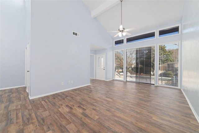 17 April Point Drive N, Conroe, TX 77356