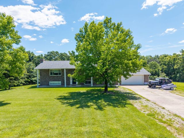 8461 E HIGHWAY OO, Hallsville, MO 65255