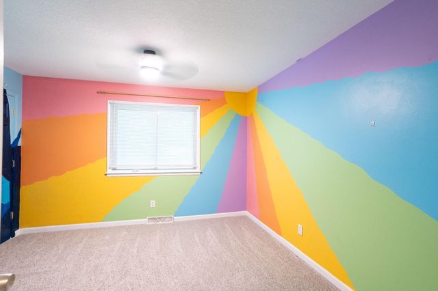 8461 E HIGHWAY OO, Hallsville, MO 65255